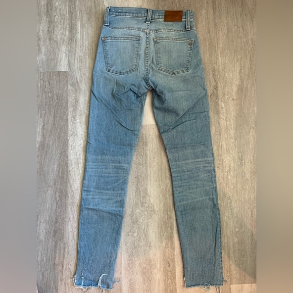 Madewell 9” High Rise Skinny Jeans - Picture 3 of 4